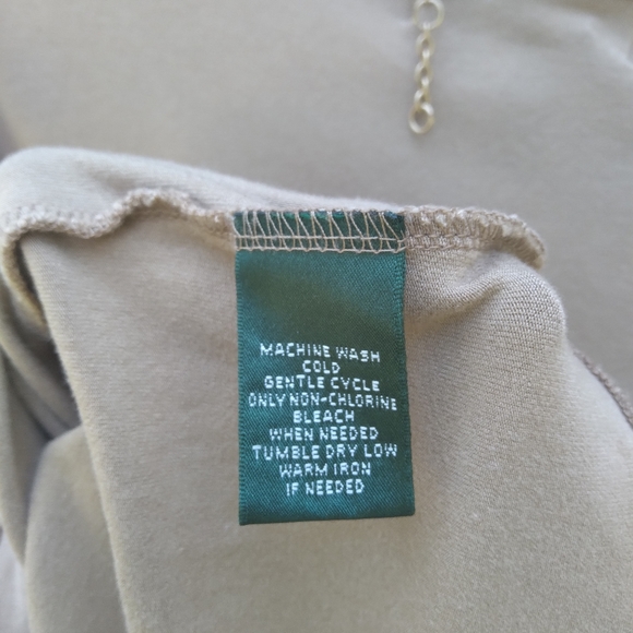 LAUREN RALPH LAUREN size large camel v neck - Picture 9 of 10
